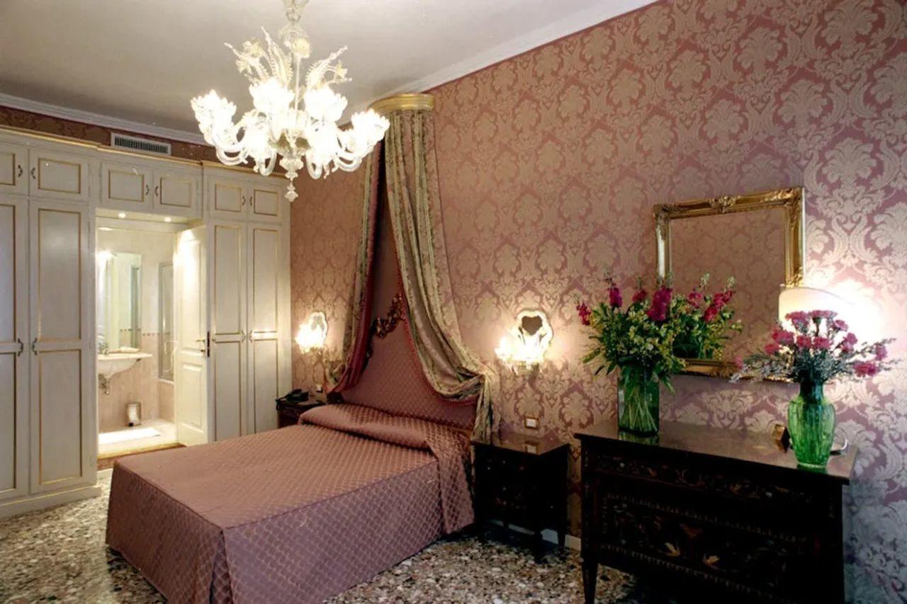 Casa Pisani Canal Venetië Buitenkant foto