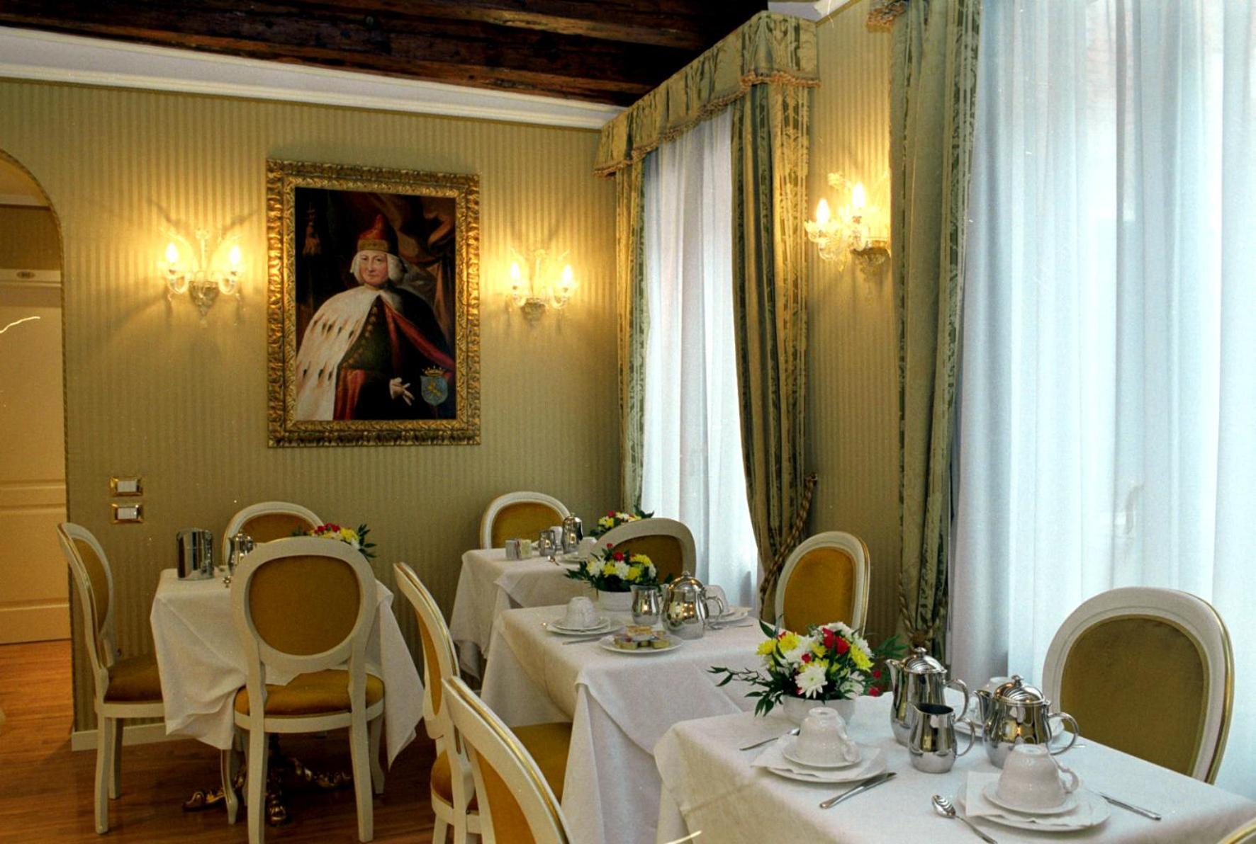 Casa Pisani Canal Venetië Buitenkant foto